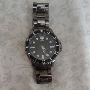 Zoo York Men's Watch with Black Dial and Silver Band